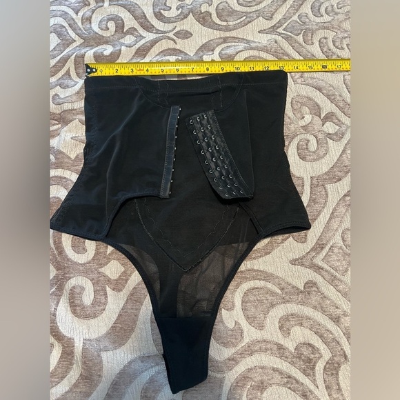 High-Waisted Black Shapewear Tummy Control Shorts for Women - Size L (NWOT) - Picture 9 of 13